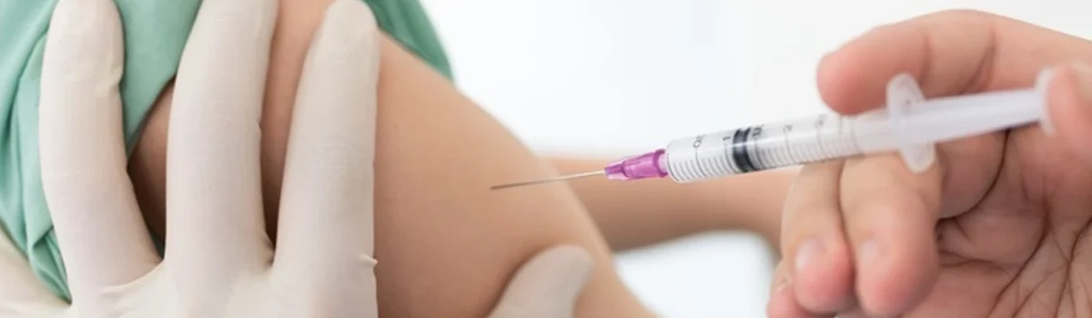 El Servicio Extremeño de Salud tendrá que indemnizar con 40.000 euros a una mujer que sufrió una trombosis tras ponerse la vacuna Janssen