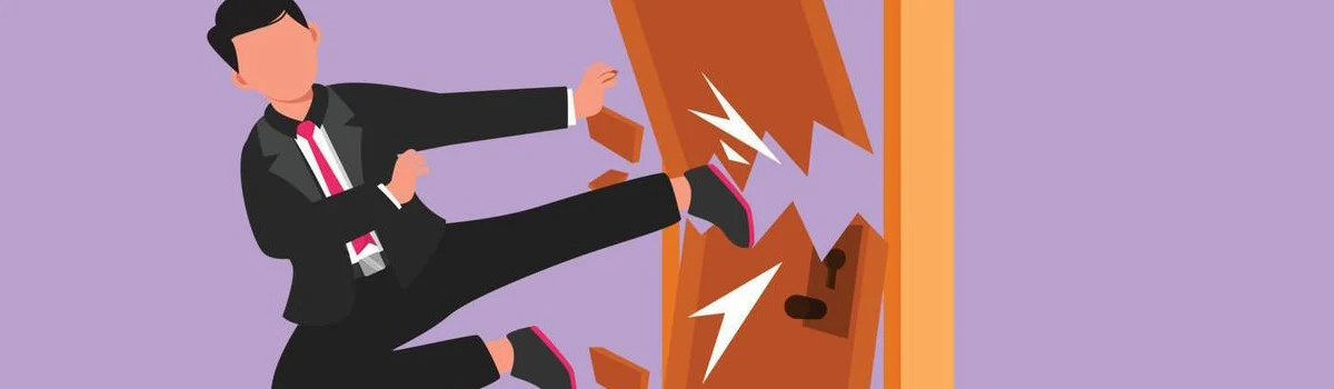 Unanimidad en los juristas ante la «barbaridad» de la 'patada en la puerta' para acabar con fiestas ilegales